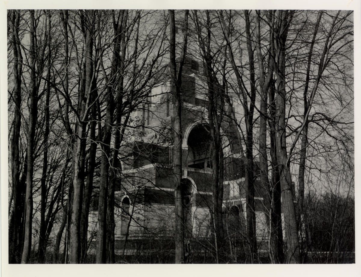 Liz Nicol, Thiepval, gelatin silver print, 2019 - part of Where function ends, an exhibition in response to Sir Edwin Lutyens at Hestercombe Gallery