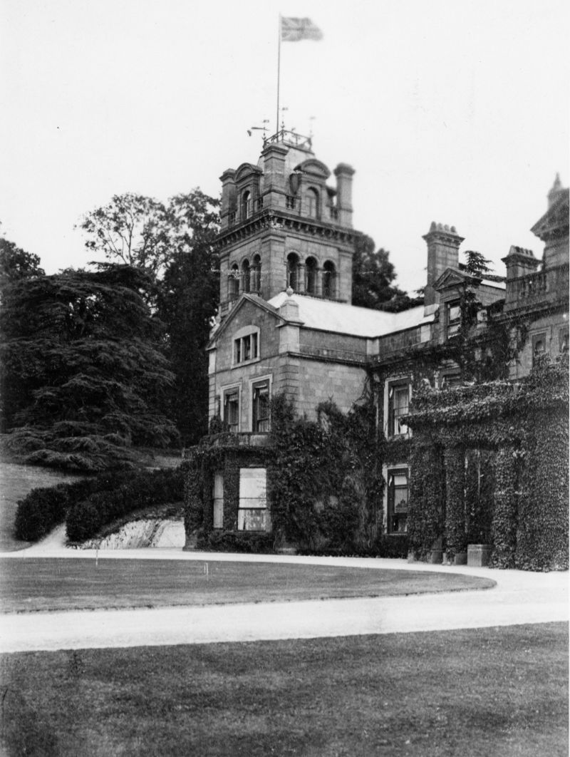 Fig. 3 Hestercombe House w. Yew Walk c.1906